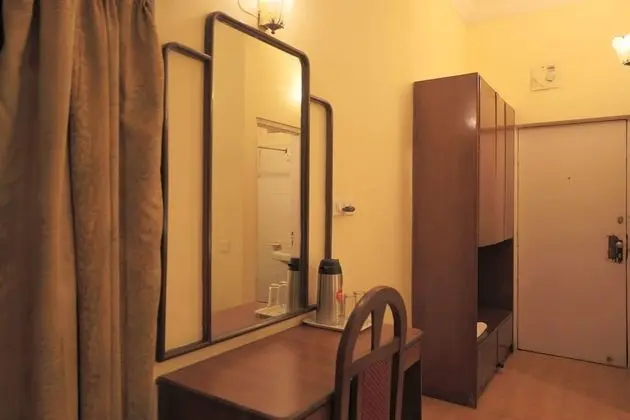 A/C Deluxe Rooms