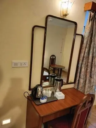 A/C Deluxe Rooms