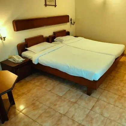 A/C Deluxe Rooms