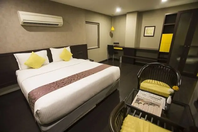 Deluxe Tek Büyük Yataklı Oda