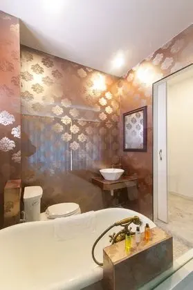 Deluxe Double Room , Free BKK Airport Transfers, flight detail required