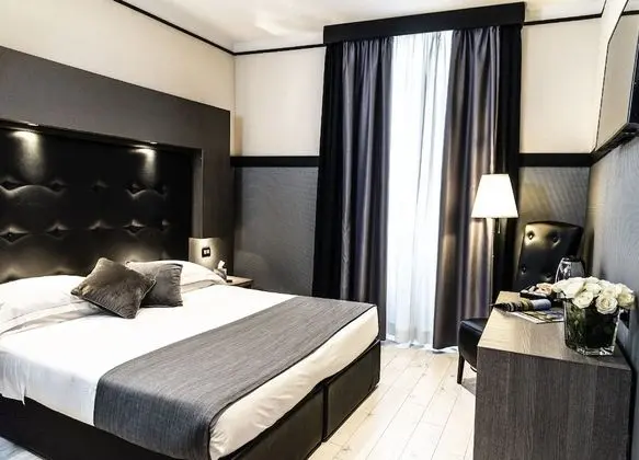 Tek Büyük Yataklı Oda (Small)