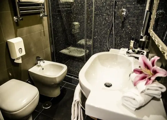 Tek Büyük Yataklı Oda (Small)