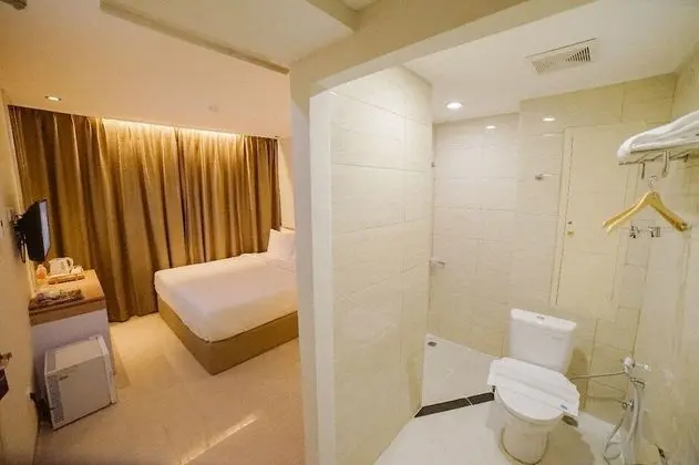 Deluxe Tek Büyük Yataklı Oda