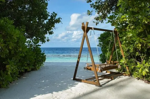 Beachfront Rainmist Villa