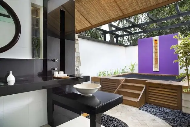 Beachfront Rainmist Villa