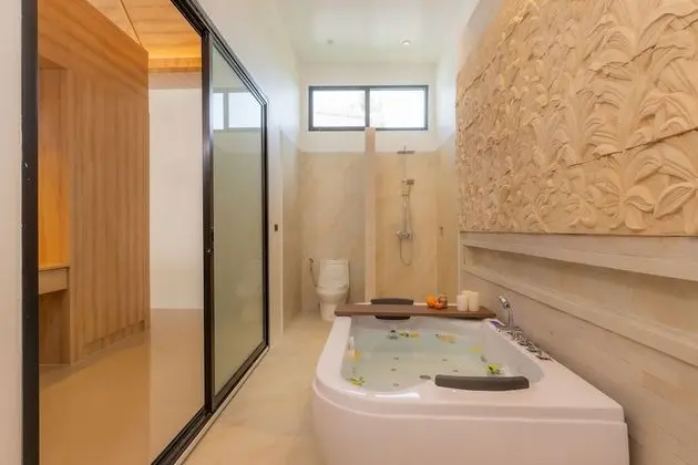 Grand Villa