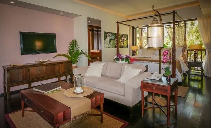Front Ocean View Suite