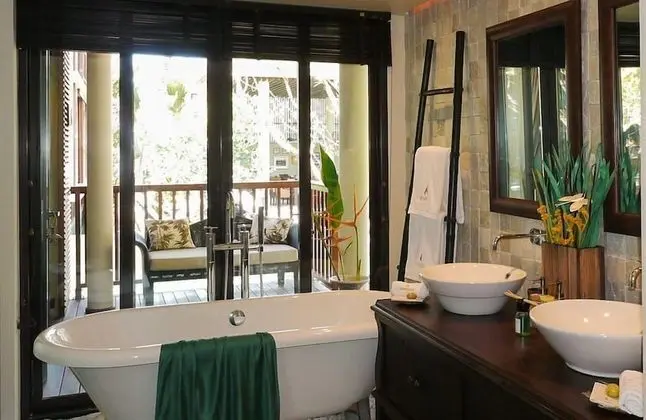 Pool View Suite