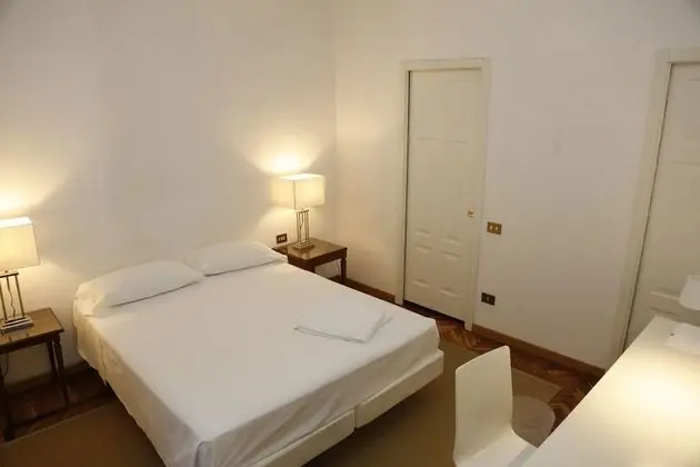 Oda, 1 Çift Kişilik Yatak ve Çekyat
