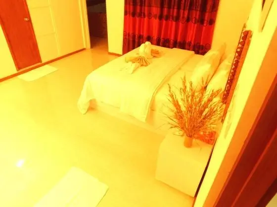 Deluxe Tek Büyük Yataklı Oda, Bahçe Manzaralı