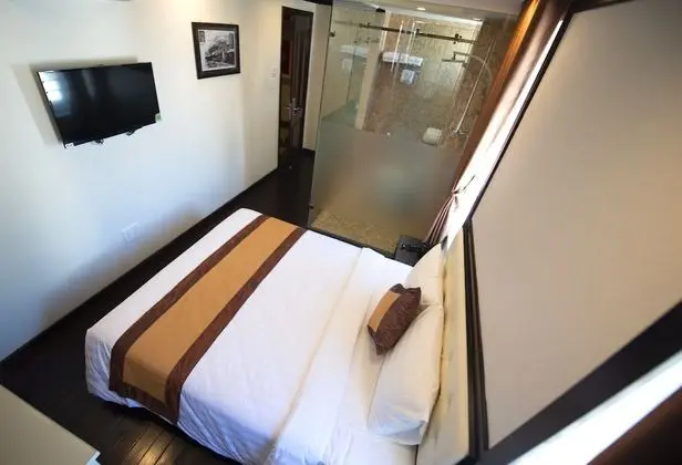 Standard Tek Büyük Yataklı Oda