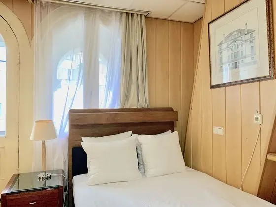 Tek Büyük Yataklı Oda, 1 Çift Kişilik Yatak (Double Room, Balcony)