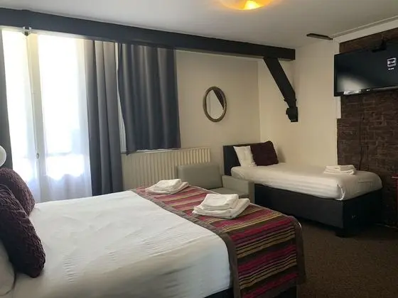 Üç Kişilik Oda (Triple Room)