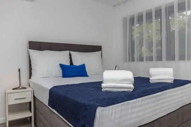 Apart Daire, 2 Yatak Odası, Kısmi Deniz Manzaralı