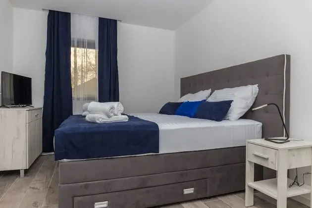 Apart Daire, 2 Yatak Odası, Kısmi Deniz Manzaralı