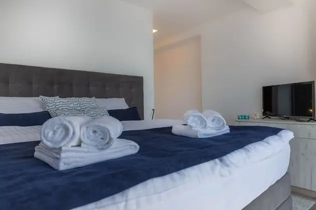 Apart Daire, 2 Yatak Odası, Kısmi Deniz Manzaralı