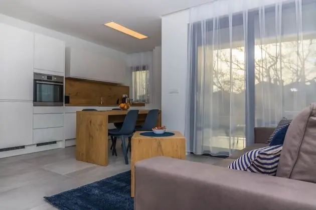 Apart Daire, 2 Yatak Odası, Kısmi Deniz Manzaralı