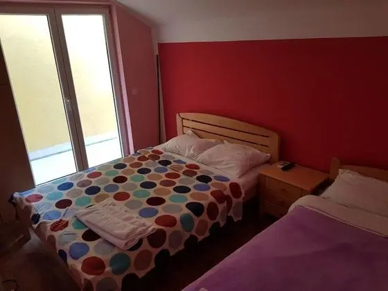 Basic Üç Kişilik Oda