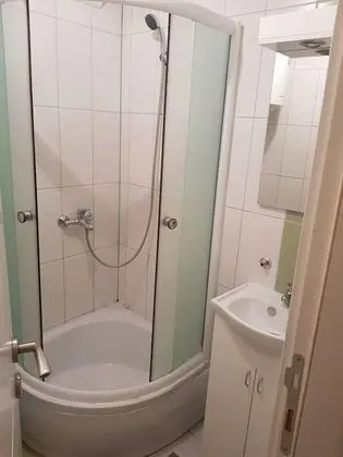 Basic Üç Kişilik Oda