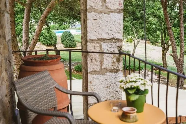 Superior Oda, Balkon