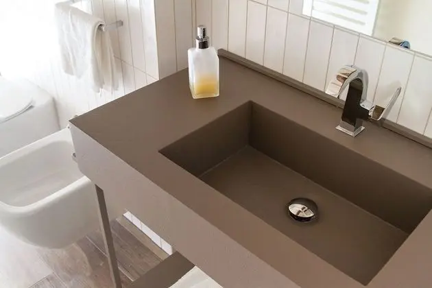 Üç Kişilik Oda, Özel Banyo