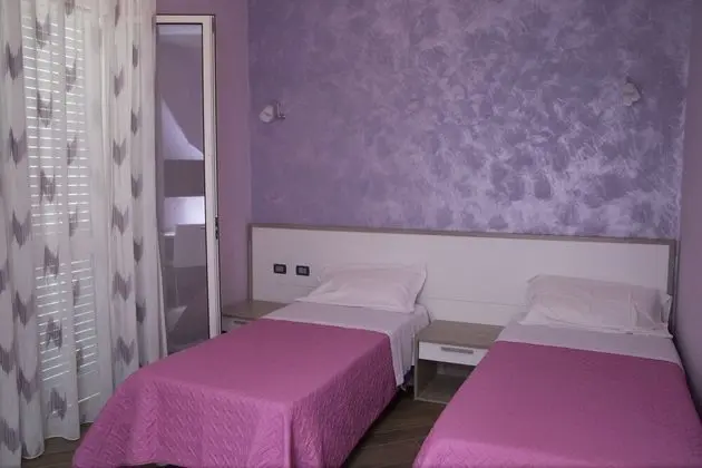 Üç Kişilik Oda, Balkon, Dağ Manzaralı (3)