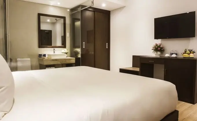 Deluxe Tek Büyük Yataklı Oda, Penceresiz