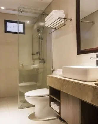 Deluxe Tek Büyük Yataklı Oda, Penceresiz