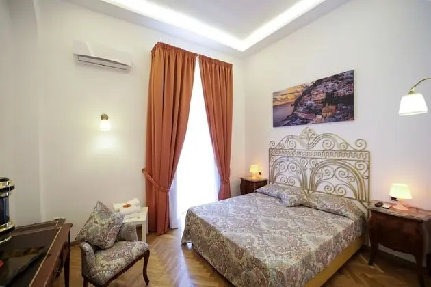 Deluxe Tek Büyük Yataklı Oda, Balkon, Deniz Manzaralı