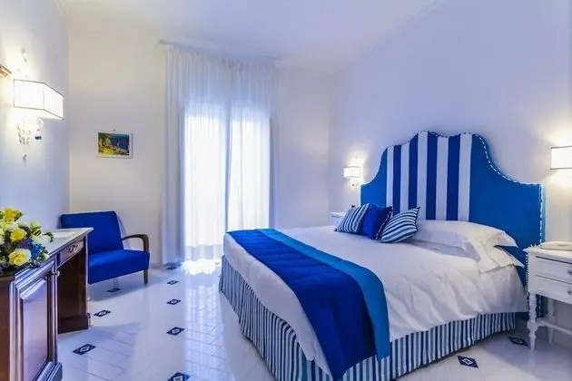 Standard Tek Büyük veya İki Ayrı Yataklı Oda, Balkon