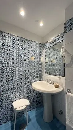 Standard Tek Büyük veya İki Ayrı Yataklı Oda, Balkon