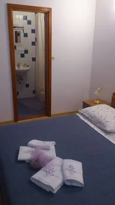 Apart Daire (Dia - 200 m from beach - A2 gornji(4+)