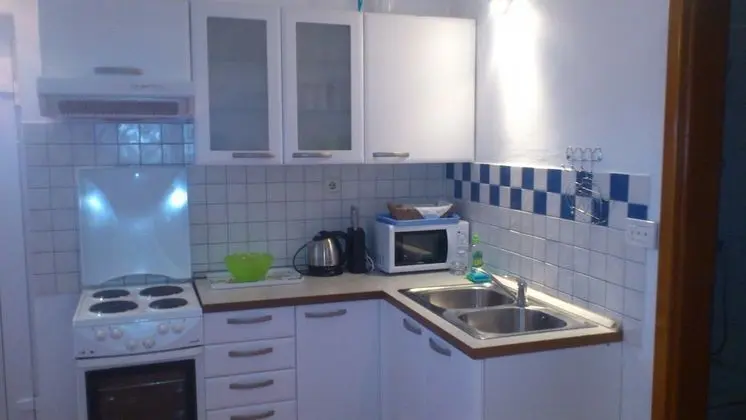 Apart Daire (Dia - 200 m from beach - A2 gornji(4+)