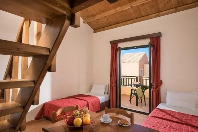 One Bedroom Apartment Split Level with Mountain View