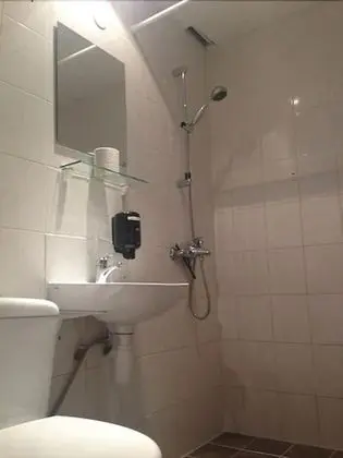 Combi Room
