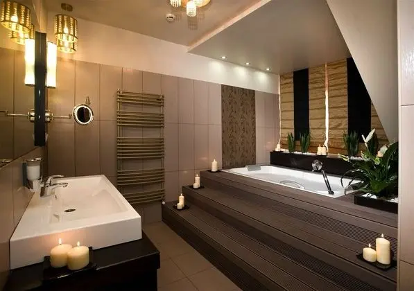 Luxury Oda