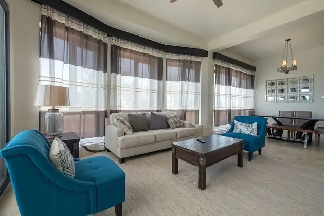 Luxury Suite, Multiple Beds, Sea View A2