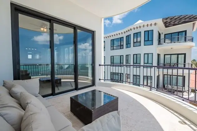 Luxury Suite, Multiple Beds, Sea View  A4