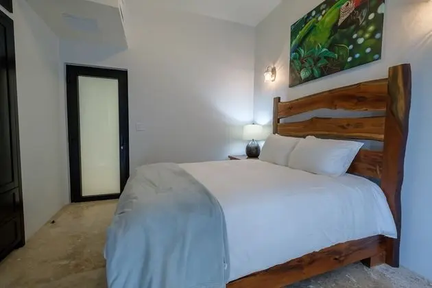 Luxury Suite, Multiple Beds, Sea View C1