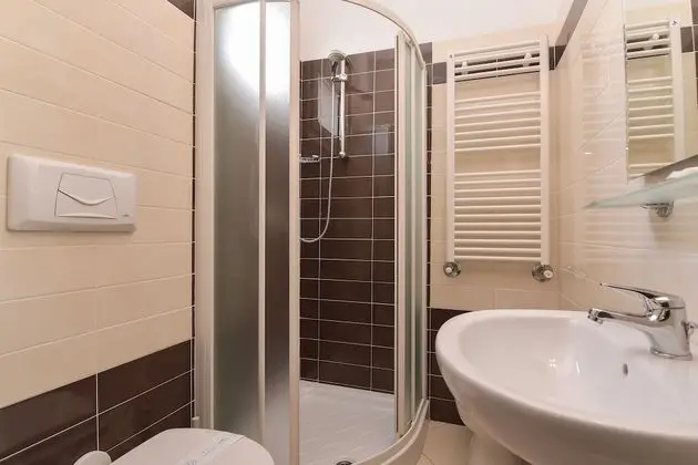 Comfort Tek Büyük veya İki Ayrı Yataklı Oda