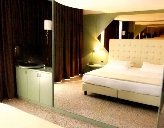 Çift ​​kişilik Standard