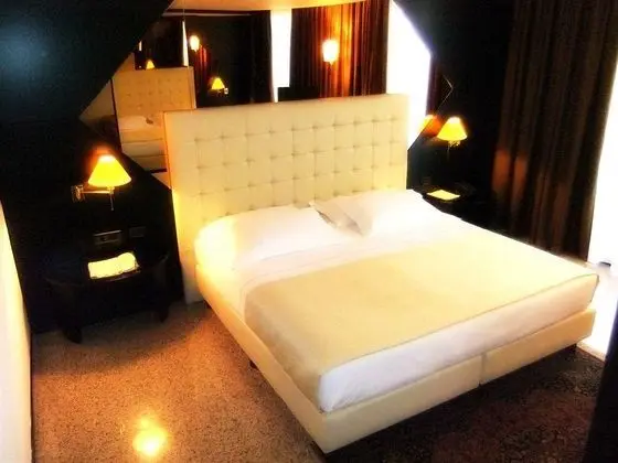 Çift ​​kişilik Standard