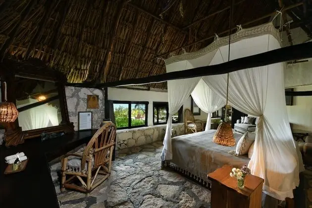 Suite Bungalow Ocean View 1 king bed and private bathroom