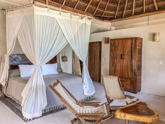 Suite Bungalow Ocean View 1 king bed and private bathroom