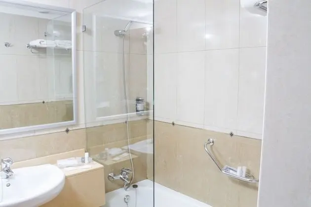 Tek Büyük Yataklı Oda, Balkon, Okyanus Manzaralı