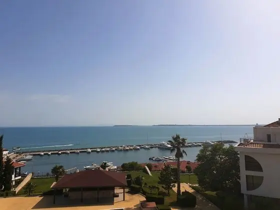 Panoramic Apart Daire, 2 Yatak Odası, Mutfak, Deniz Manzaralı
