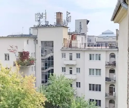 Grand Stüdyo (Diamond Astoria 2 Near Synagogue)