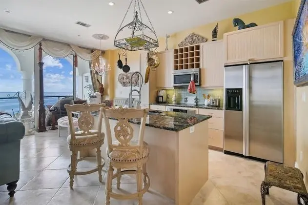Daire, Birden Çok Yatak, Balkon, Plaj Manzaralı (Diamond Beach 7PH-3 - Italian Villa)