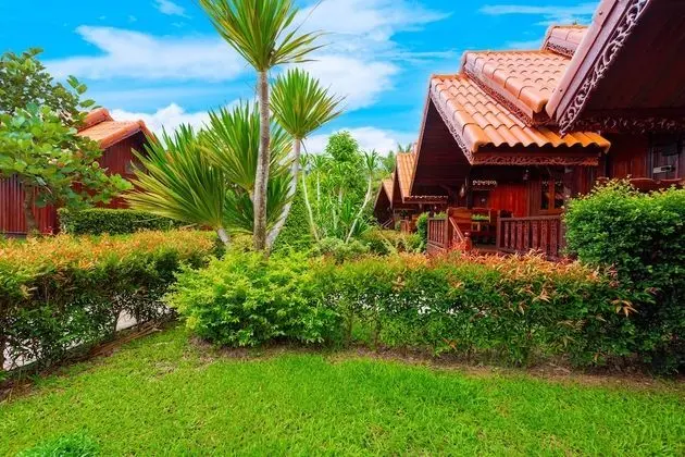 Wooden Cottage Double Garden View